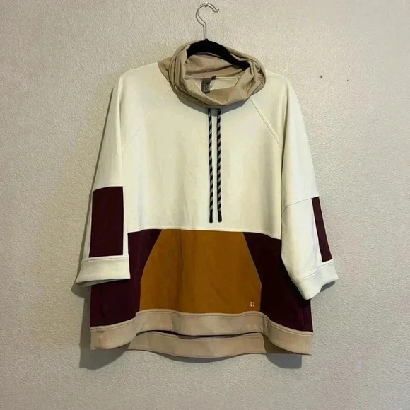 SWEATY BETTY Mix It Up Colorblock Oversized Fit Sweatshirt - Picture 2 of 6